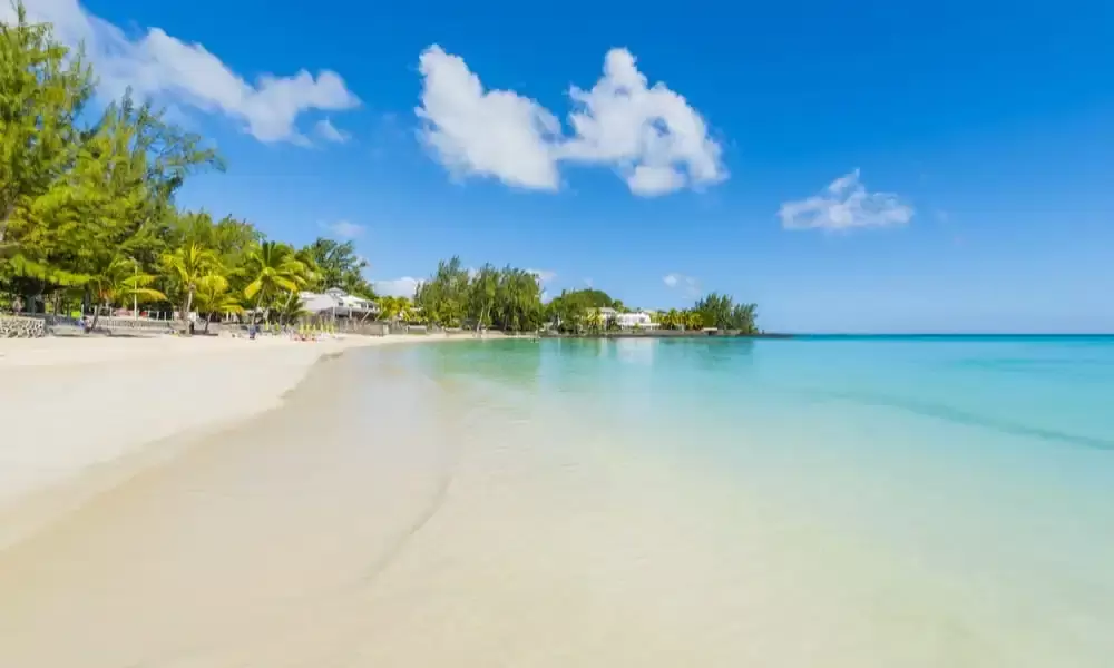 Beach lifestyle in Pereybere, Mauritius - 12 reasons to live